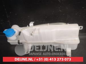 Suzuki Ignis Front windscreen washer reservoir O750832 photo 2