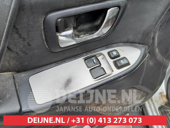Mitsubishi Pajero Combischakelaar ramen O751060