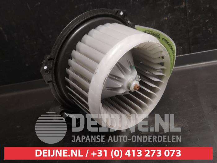 Suzuki Alto Kachel Ventilatiemotor O751336