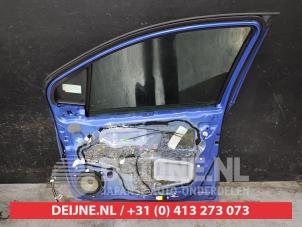 Toyota Yaris Tür 4-türig rechts vorne O751429 foto 2