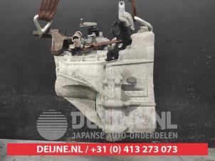 Toyota Aygo Gearbox O751465 photo 2
