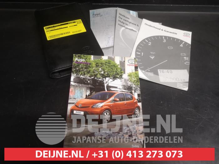 Toyota Aygo Instructie Boekje O751519