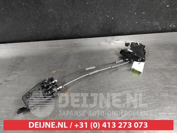 Kia Picanto Door lock mechanism 4-door, front left O751570