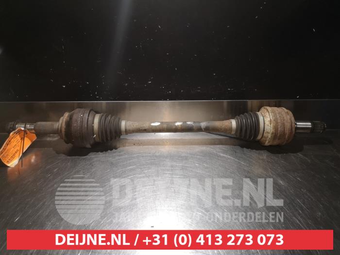 Lexus IS Aandrijfas links-achter O374909