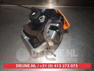 Lexus IS Türschlossmechanik 4-türig links hinten O280297 foto 3