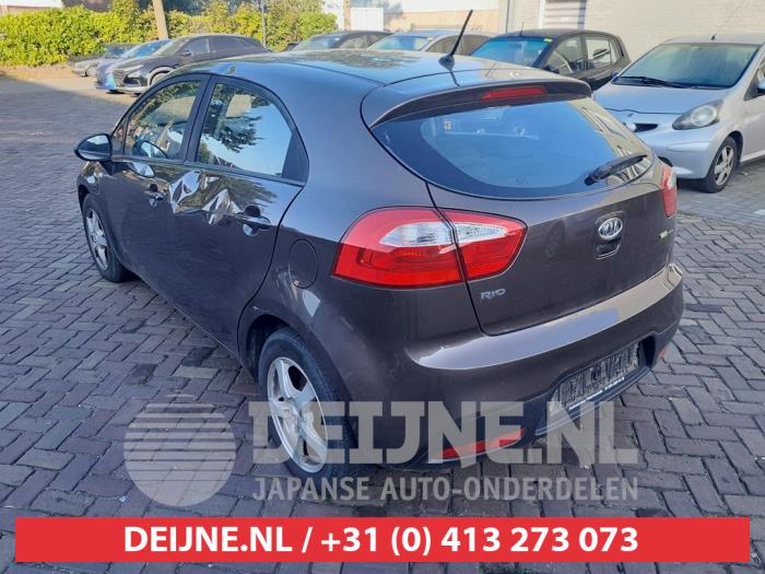Kia Rio Tailgate reflector, left O751990