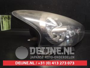 Toyota Aygo Headlight, right O752010 photo 2