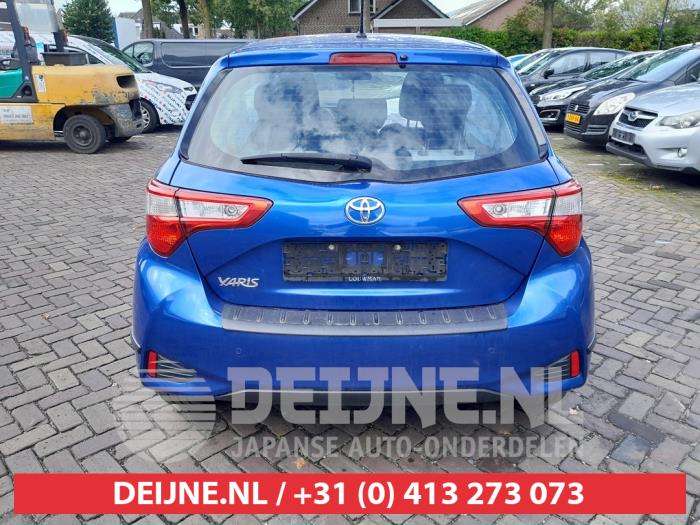 Toyota Yaris Heckklappe O752116