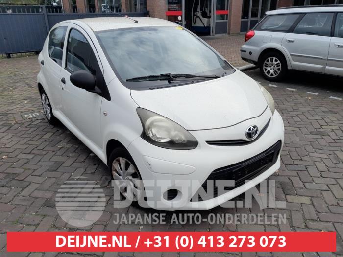 Toyota Aygo Koplamp rechts O752155