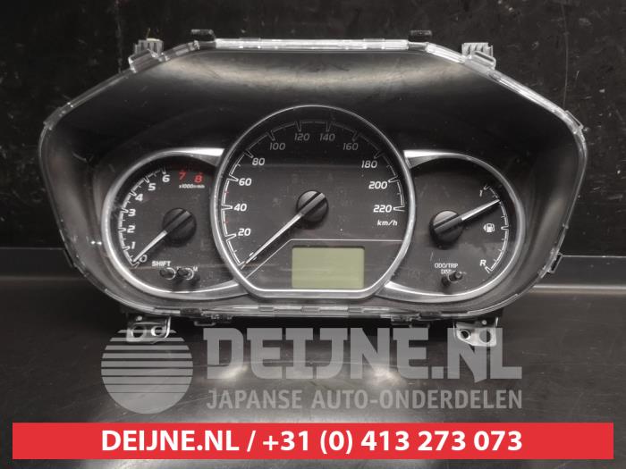 Toyota Yaris Tacho - Kombiinstrument KM O752561