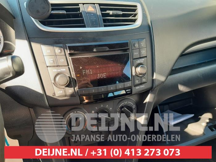 Suzuki Swift Kachel Bedieningspaneel O752549