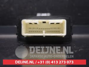 Toyota Yaris Scheibenwischer Modul O752568 foto 2