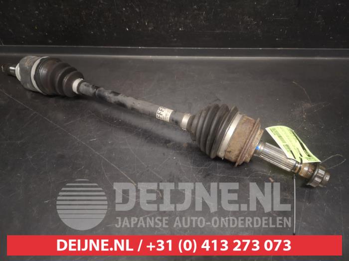 Toyota Yaris Antriebswelle links vorne O752585