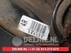 Toyota Yaris Achsschenkel rechts vorne O752587 foto 3