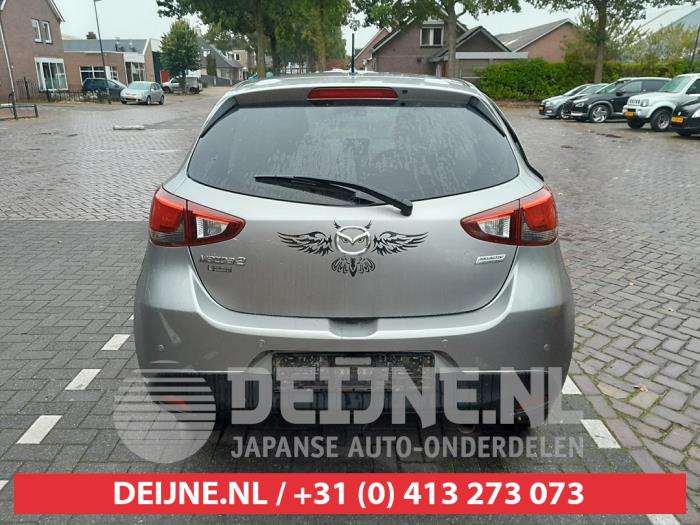 Mazda 2 Achterklep O752943