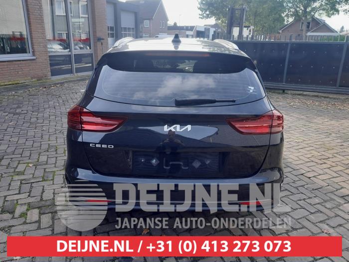 Kia Ceed Sportswagon Tailgate O754204