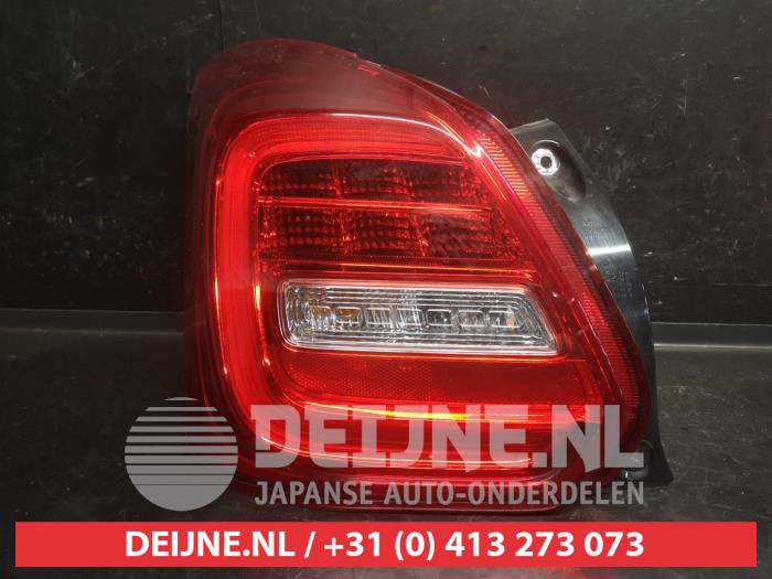 Suzuki Swift Achterlicht links O754753
