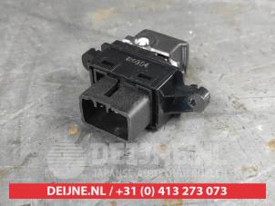 Kia Picanto Electric window switch O754775 photo 2