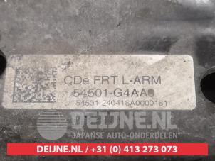 Kia Ceed Sportswagon Draagarm onder rechts-voor O755093 foto 2