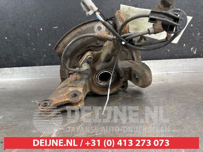 Daihatsu Materia Fusee rechts-voor O755294