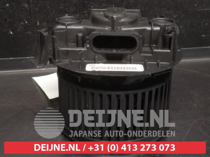 Nissan Micra Kachel Ventilatiemotor O755328
