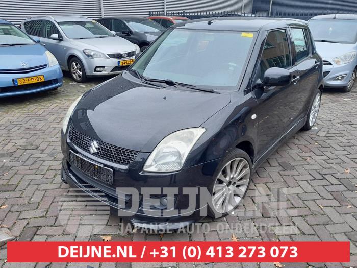 Suzuki Swift Buitenspiegel links O755479