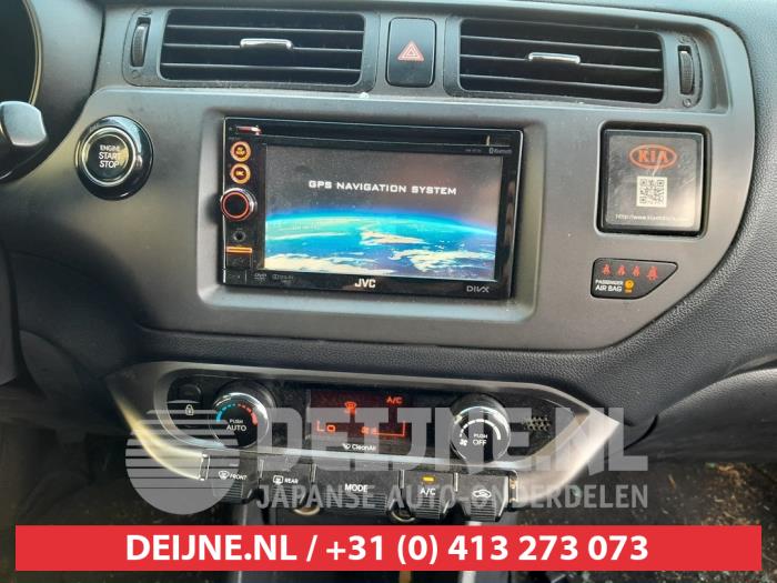 Kia Rio Kachel Bedieningspaneel O755567