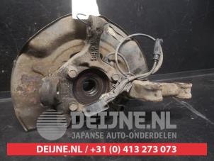 Toyota Auris Fusee links-voor O755621 foto 2