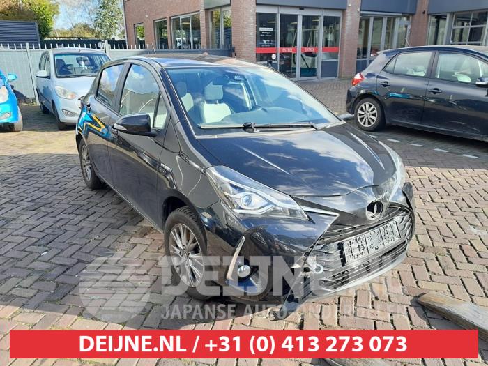 Toyota Yaris Koplamp rechts O755756