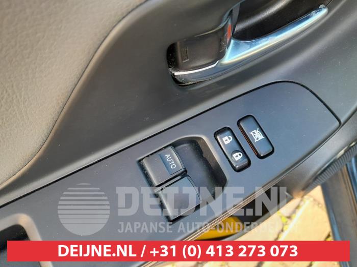 Toyota Yaris Combischakelaar ramen O755761