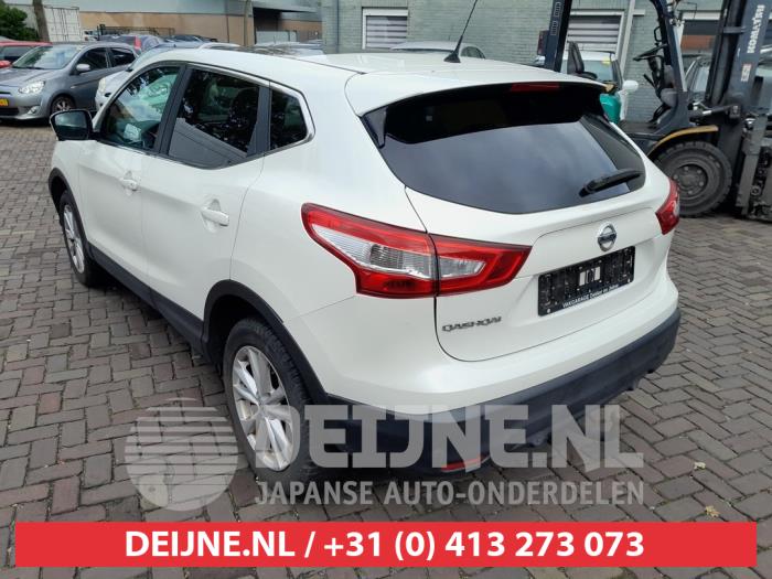 Nissan Qashqai Achterlicht links O756471