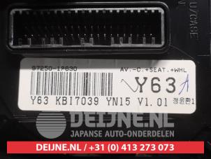Kia Venga Kachel Bedieningspaneel O756843 foto 3