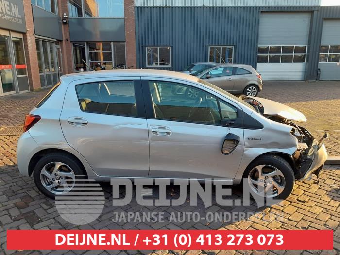 Toyota Yaris Portier 4Deurs rechts-voor O756826