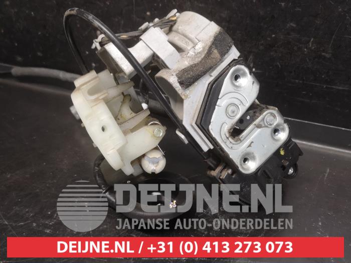 Kia Venga Deurslot Mechaniek 4Deurs links-voor O756853