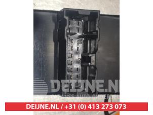 Nissan Primera Kombischalter Fenster O311642 foto 2