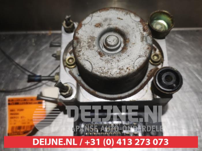 Mazda Demio ABS pump O337255