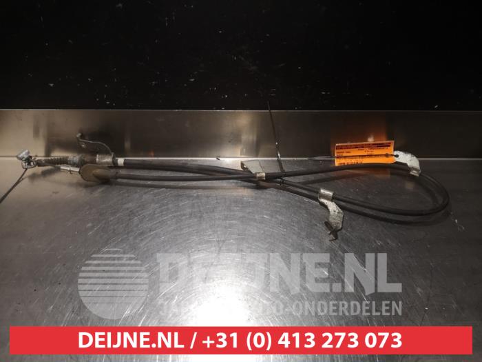 Gebruikte Handrem Kabel Suzuki Swift (ZA/ZC/ZD) 1.6 Sport VVT 16V Prijs € 35,00 Margeregeling aangeboden door V.Deijne Jap.Auto-onderdelen BV