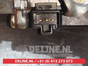 Toyota Previa Ruitenwissermotor achter O301379 foto 4