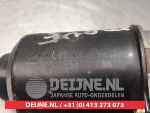 Daihatsu Move Front wiper motor O349156 photo 4