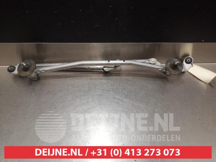 Nissan 370Z Wiper mechanism O349669