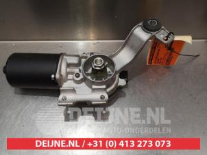 Gebruikte Ruitenwissermotor voor Nissan 370 Z (Z34A) 3.7 V6 24V Prijs op aanvraag aangeboden door V.Deijne Jap.Auto-onderdelen BV