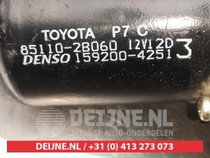 Toyota Celica Scheibenwischermotor vorne O349410 foto 3