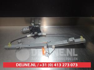 Nissan Navara Ruitmechaniek 4Deurs links-achter O290475 foto 2