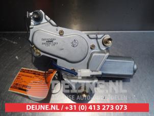 Mazda Demio Ruitenwissermotor achter O300957 foto 2