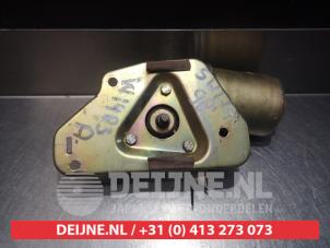 Suzuki Swift Front wiper motor O349204 photo 2