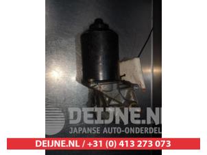 Suzuki Swift Front wiper motor O349195 photo 2