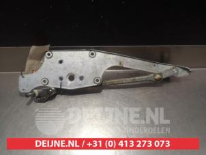Nissan Patrol Ruitenwis Mechaniek O349687 foto 2