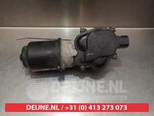 Subaru Impreza Front wiper motor O348752 photo 2