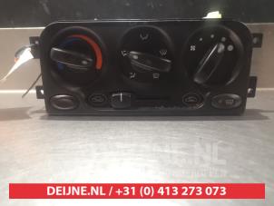 Gebruikte Kachel Bedieningspaneel Chevrolet Matiz 1.0 Prijs € 25,00 Margeregeling aangeboden door V.Deijne Jap.Auto-onderdelen BV