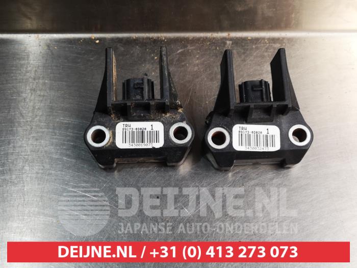 Toyota Yaris Airbag Sensor O334553